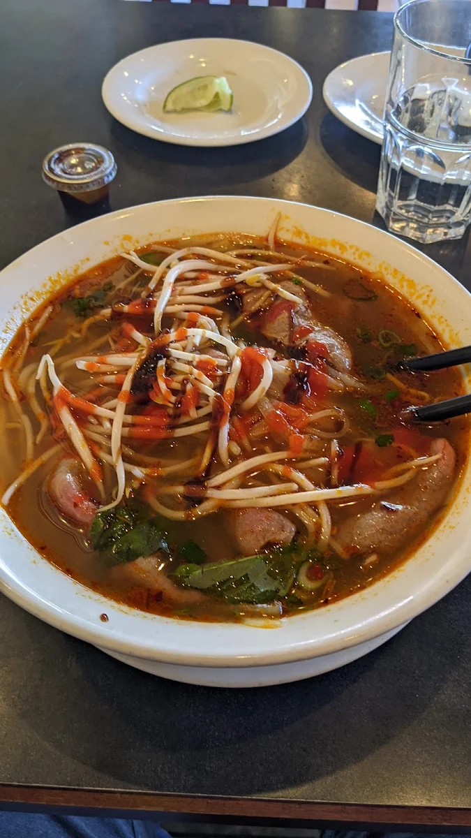 Spicy Prawns & Ham Pho