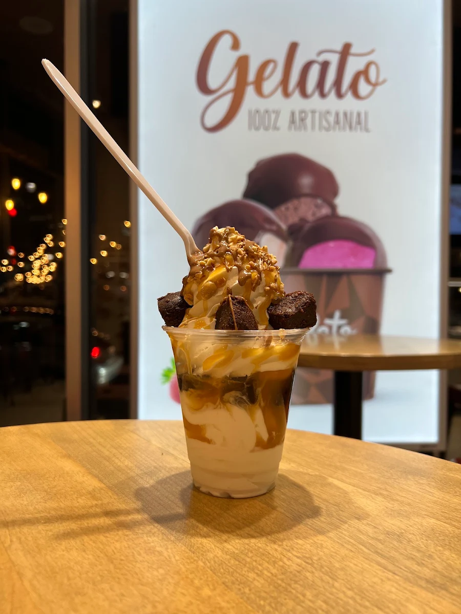 Royal Sundae Brownie Caramel