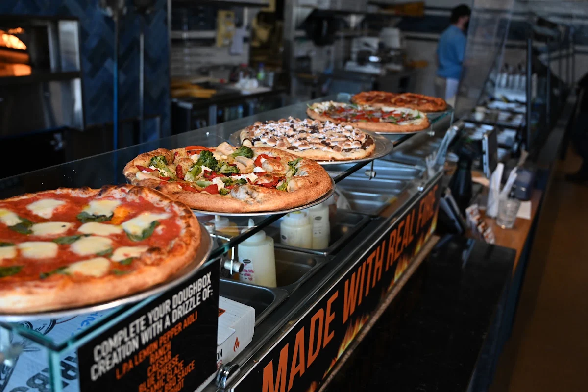 Electric Avenue Pizza
