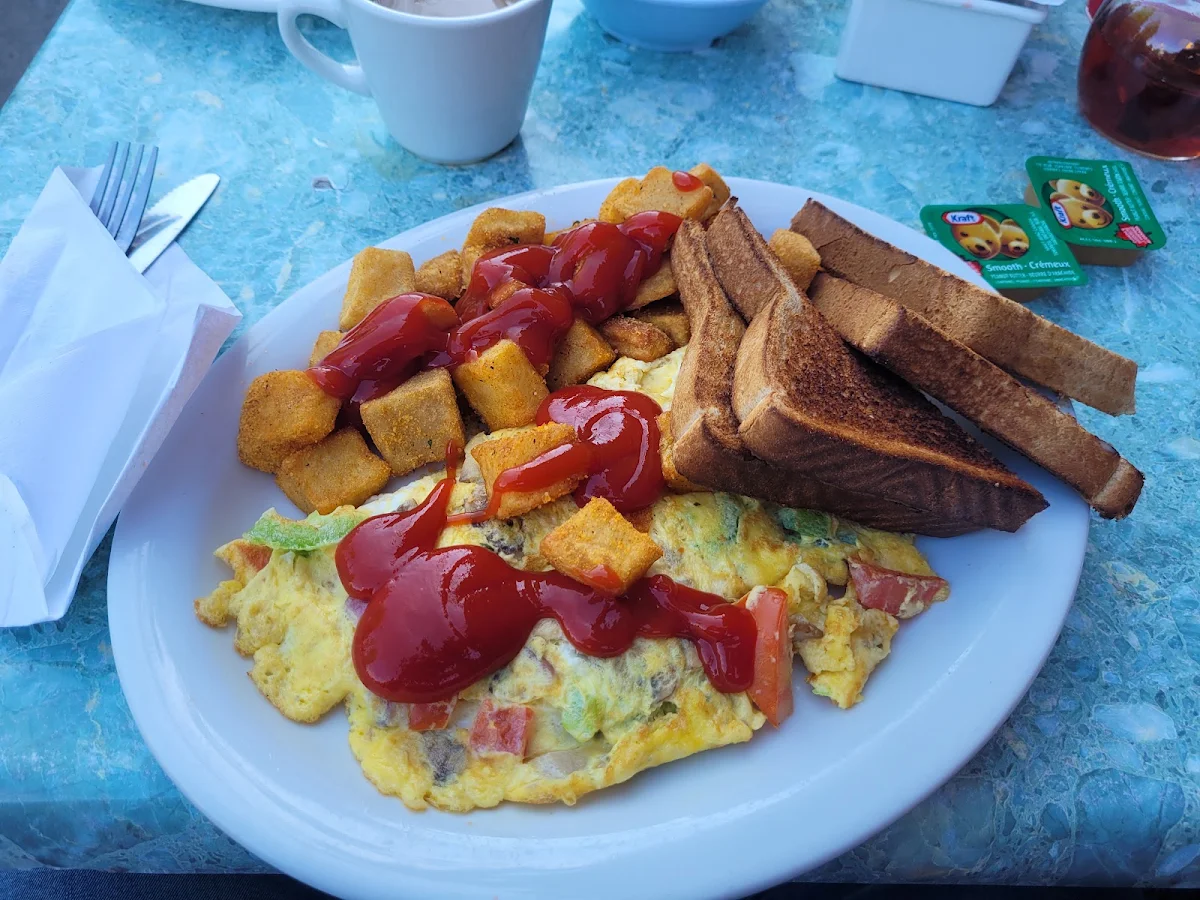 Eggs Toast and Hash Browns