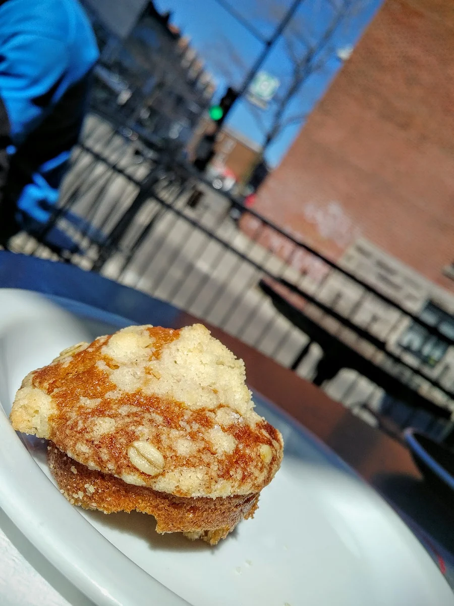 Apple Pecan Muffin