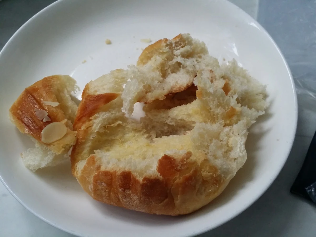 Almond Bun 2 Rip Off