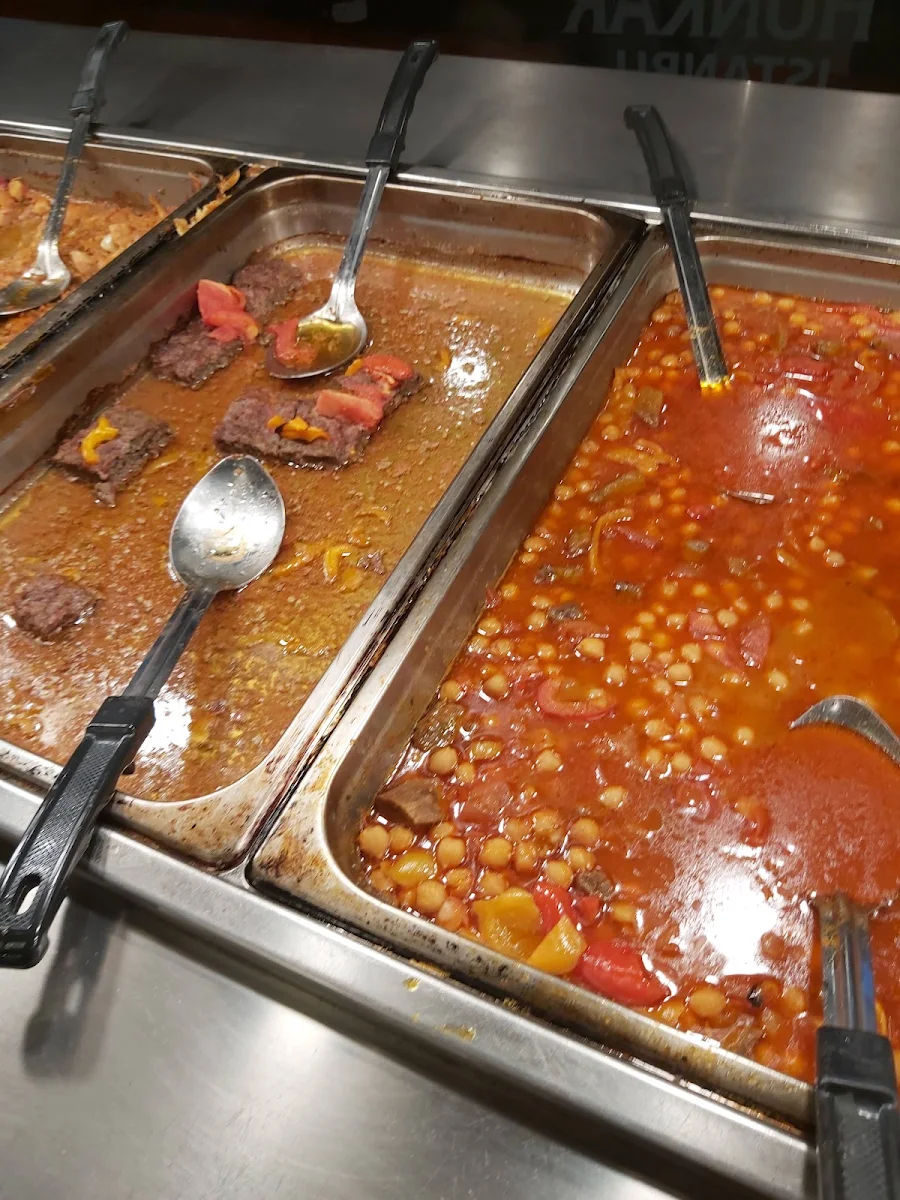 Pois Chiches Et Steak En Sauce