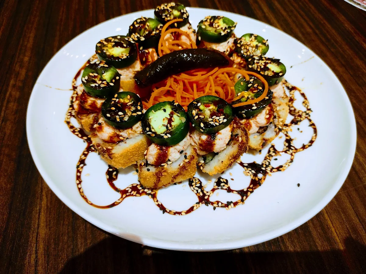 Mar Y Tierra Roll