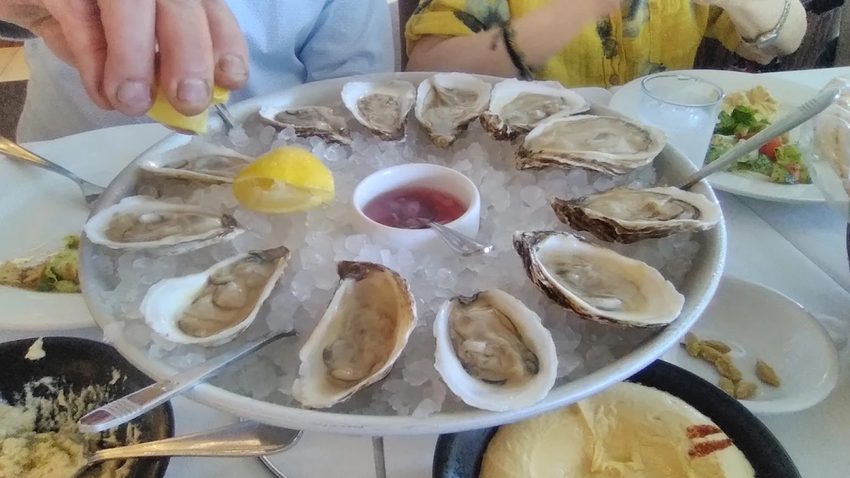 Fresh Oysters