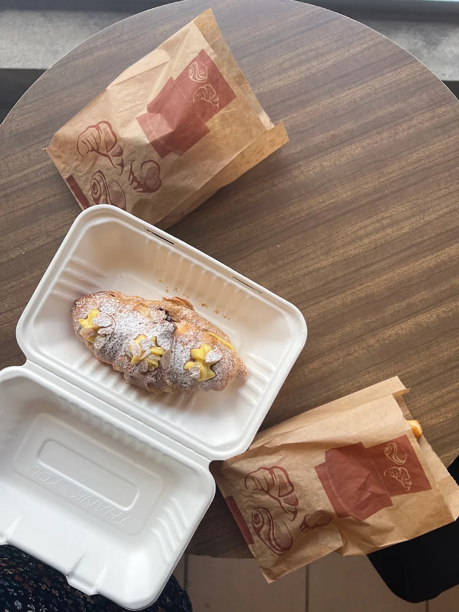Almond Croissant