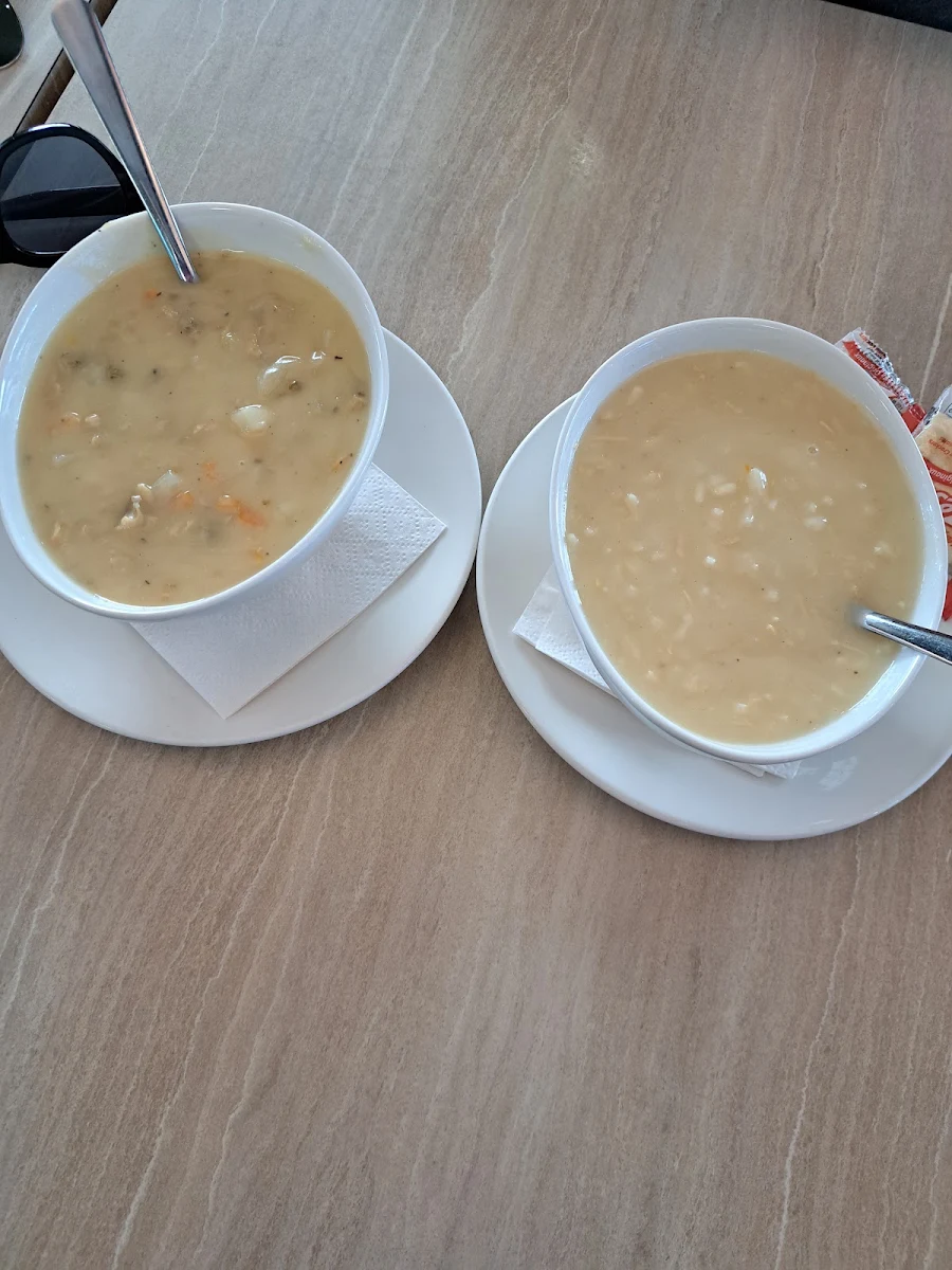 Greek Lemon Chicken Rice Soup