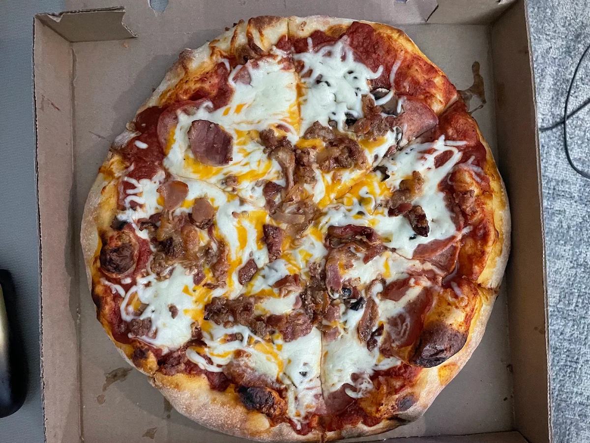Canadian Pizza