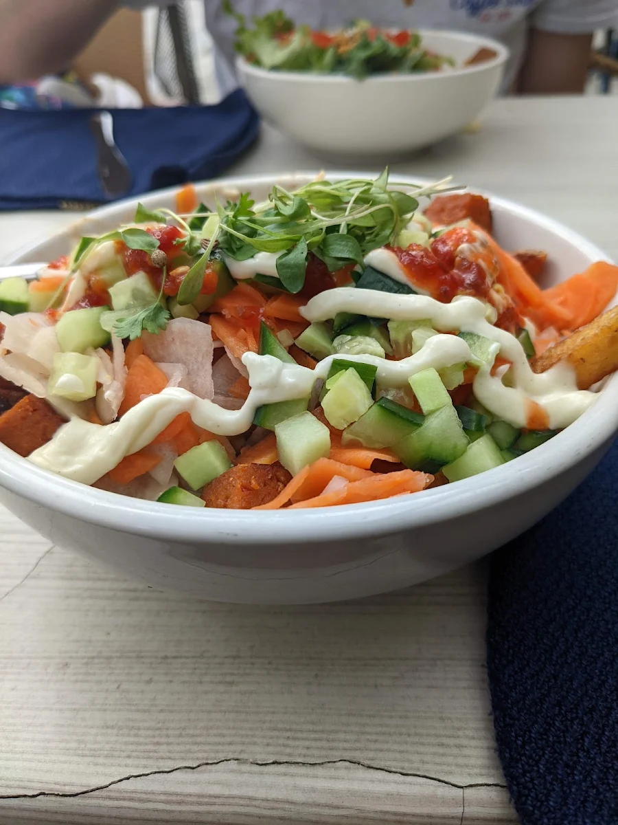 Banh MI Poutine