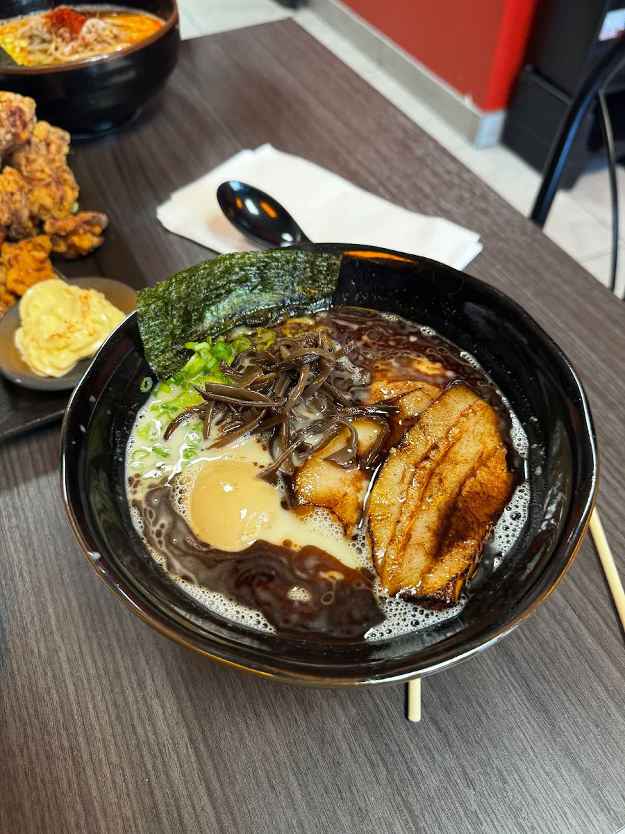 Tonkotsu Black
