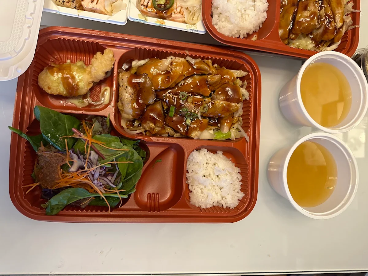 Sashimi Bento Box Combo