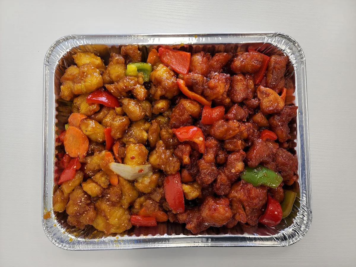 Sesame Chicken Sweet & Sour Pork