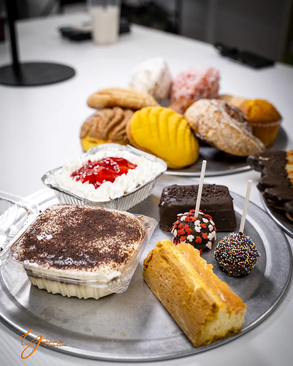 Highlights, Tres Panaderos - Pastry & Coffee Shop