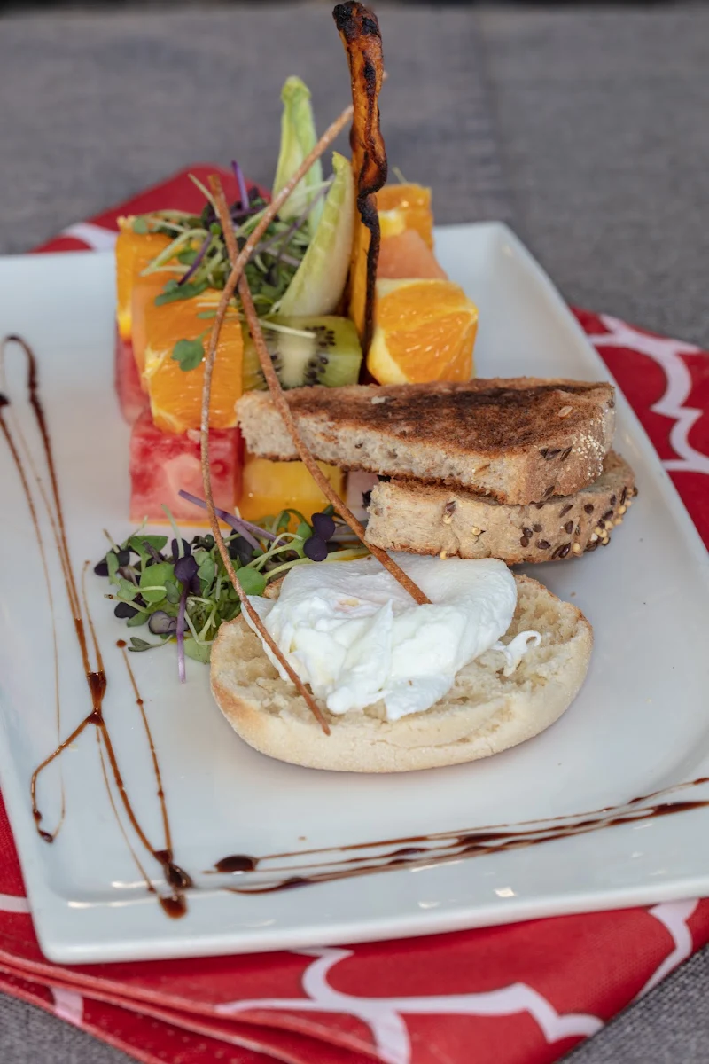 Highlights, Restaurant Austravoix