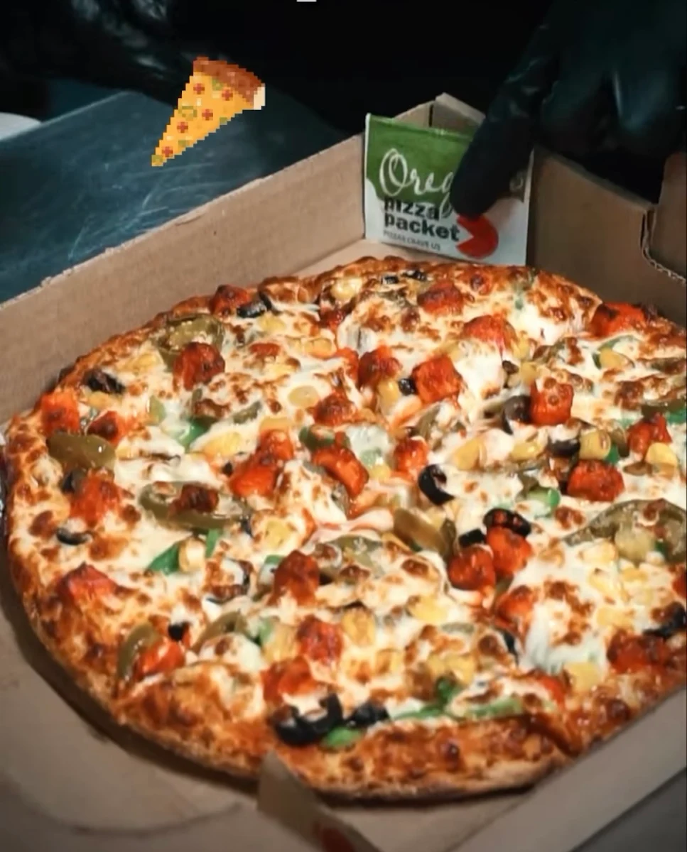 Tandoori Paneer Pizza
