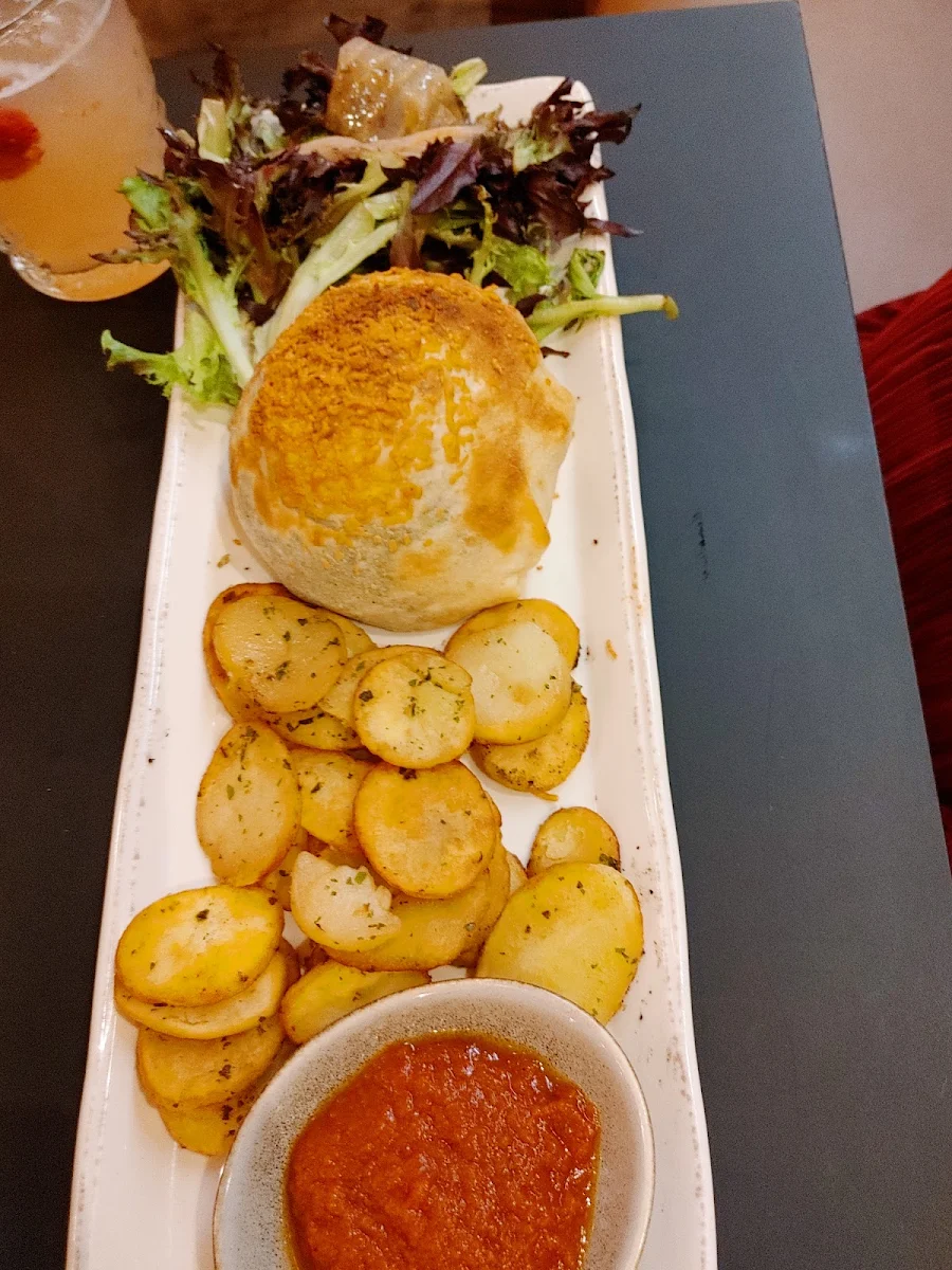 Cheese Burger Pizza