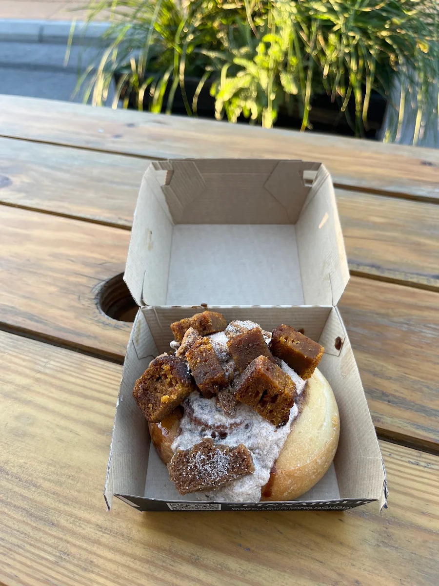 Pumpkin Spice Cinnamon Roll