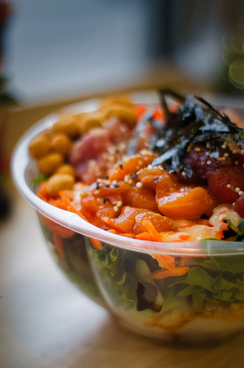 Chef Poke Saumon Épicé Patate Douce Frite