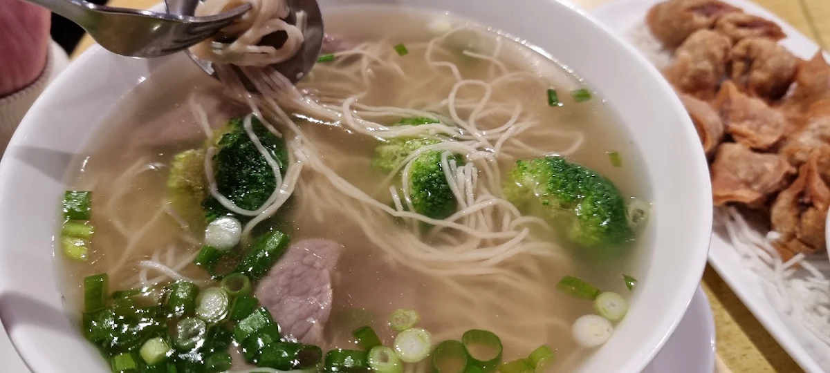 Ramen, Moon Wok