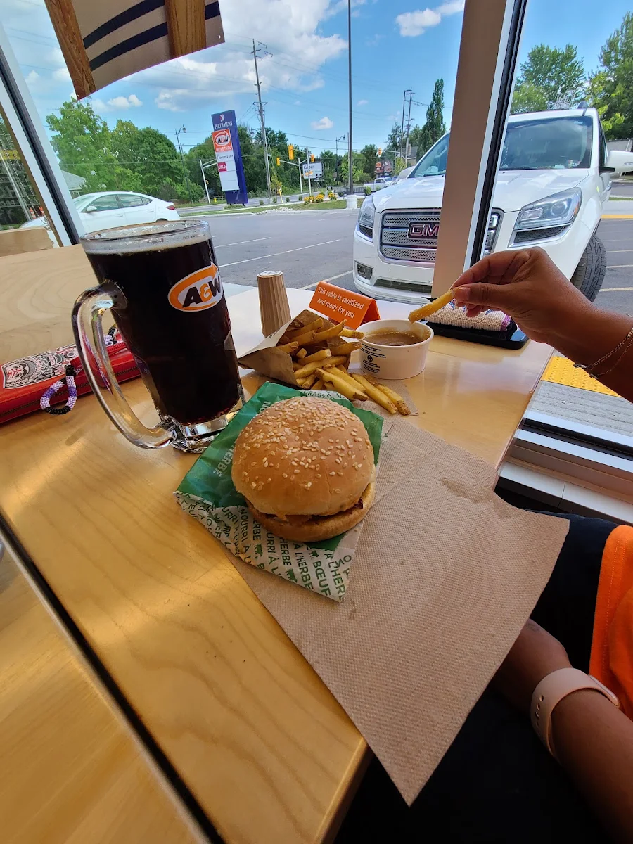 Mama Burger
