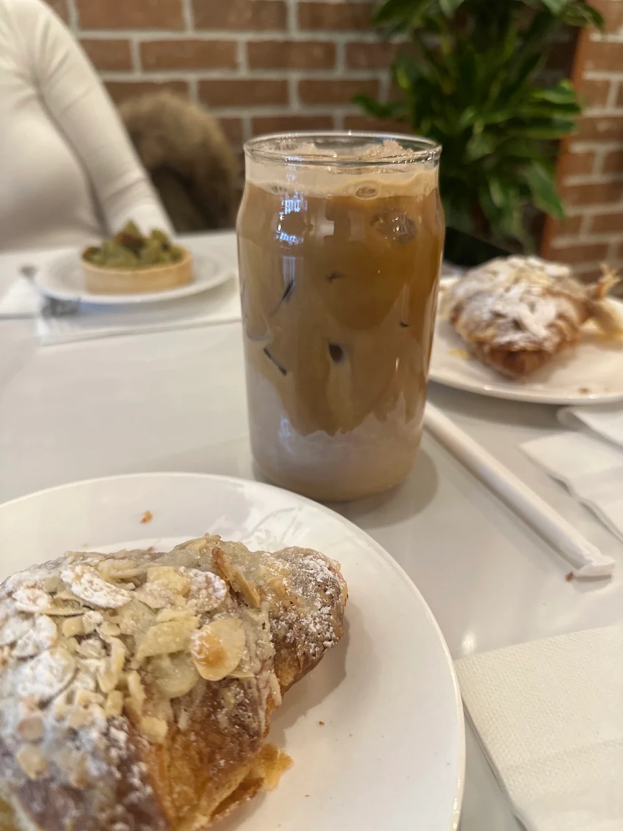 Almond Croissant