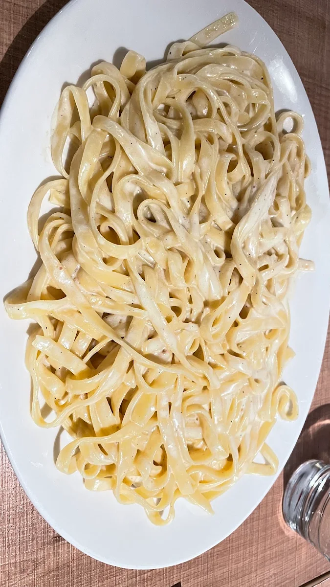 Fettuccine Alfredo