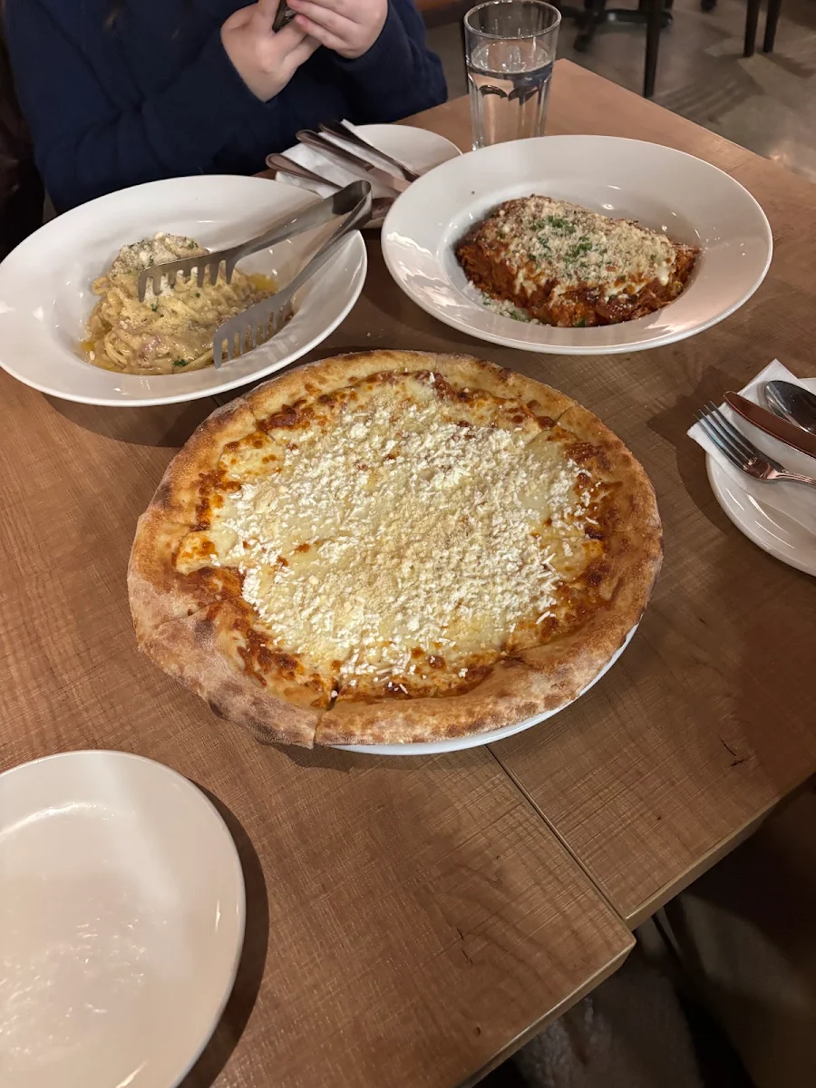 Quattro Formaggi Pizza 12 Round