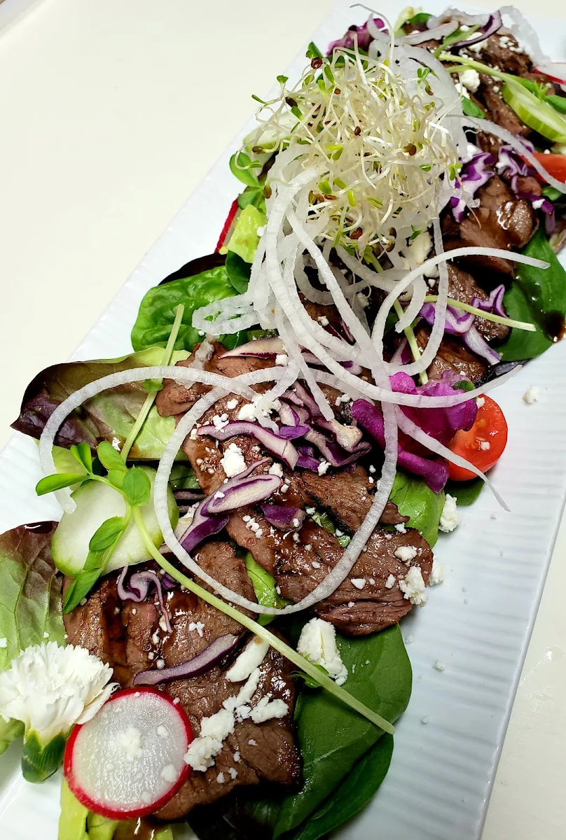 Beef Tataki Salad