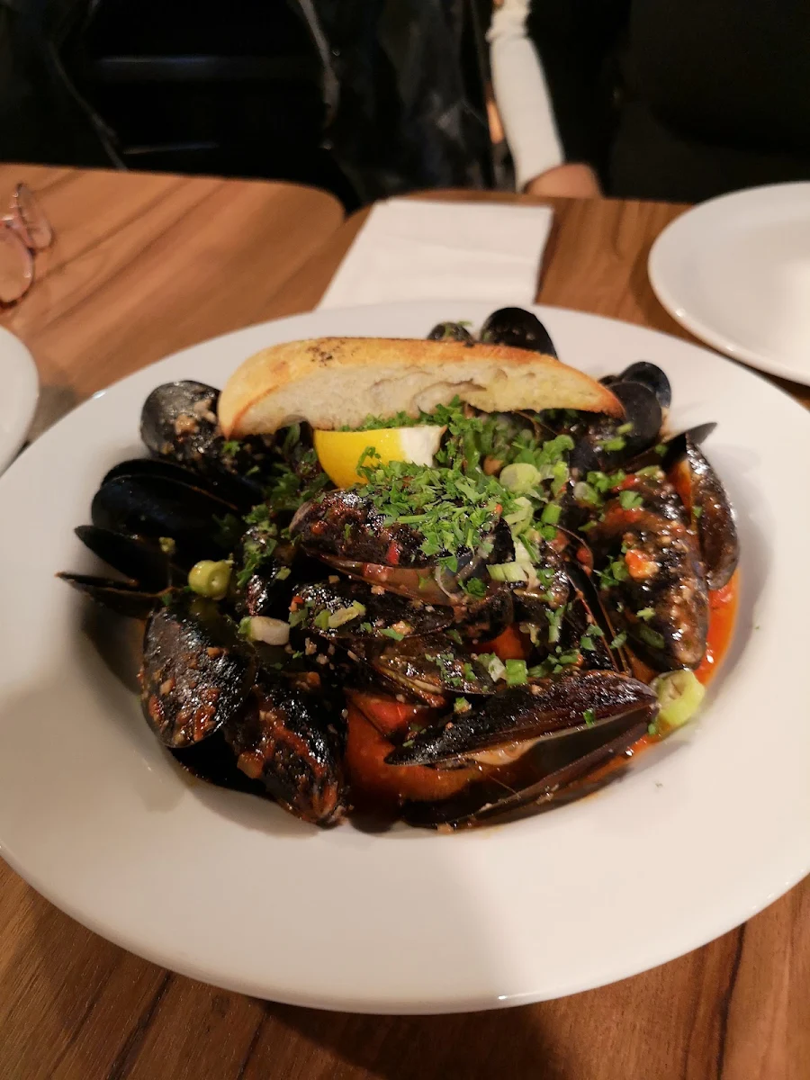 Steamed Mussels