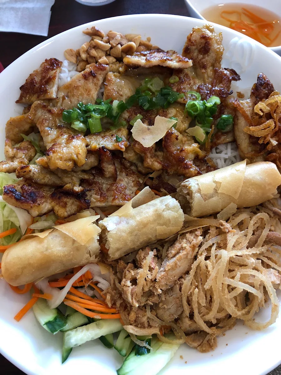 51 Grilled Beef & Spring Rolls on Rice Vermicelli