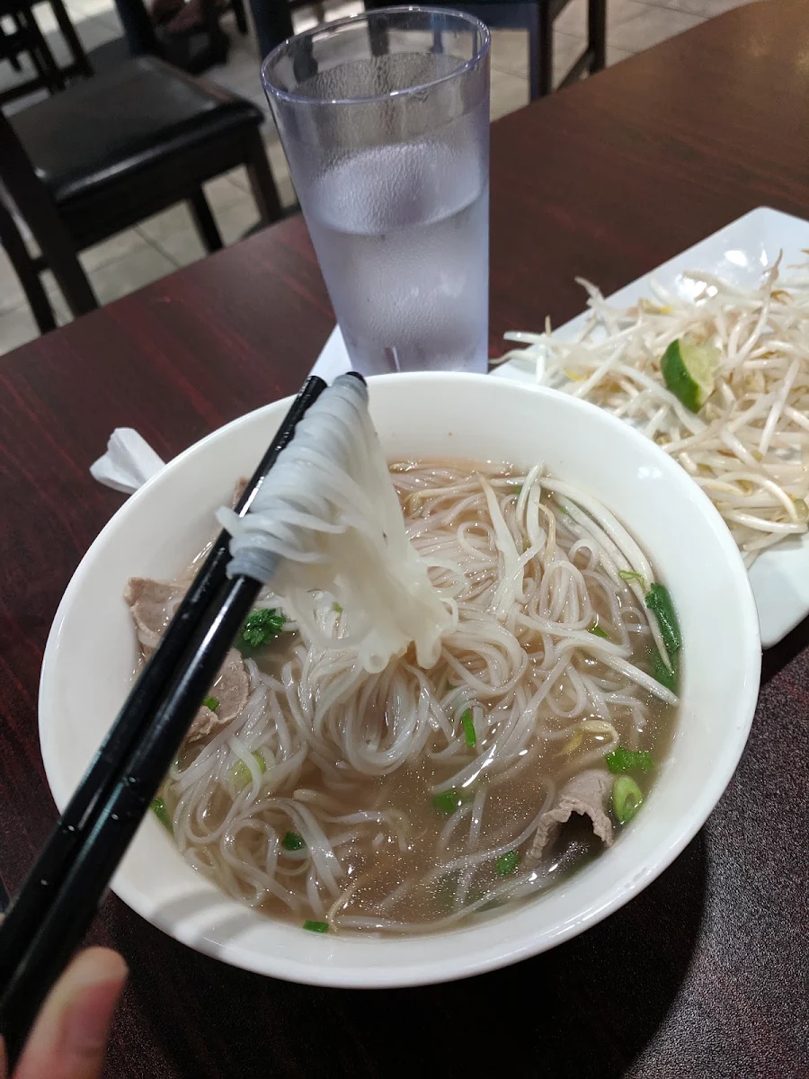 Pho Tai