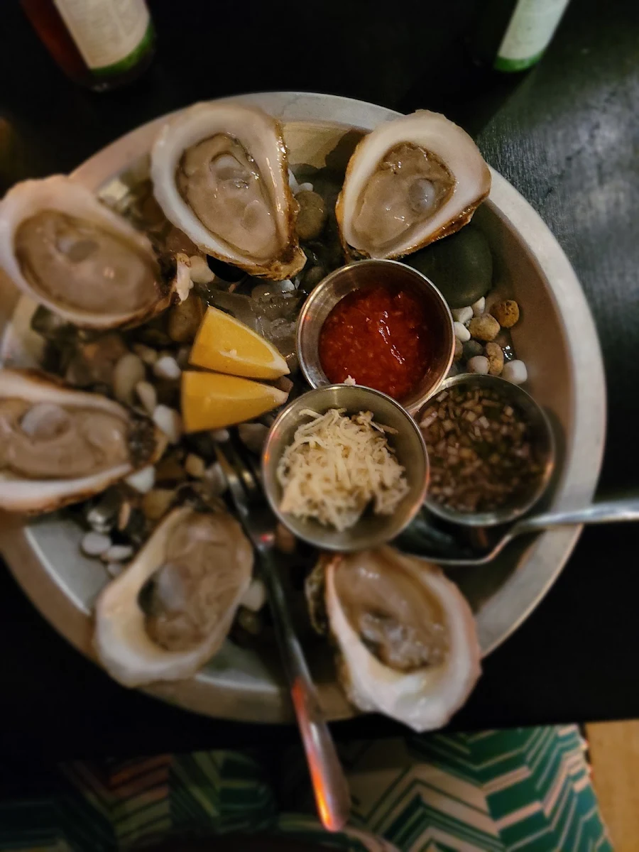 Maisey's Pearl Oysters