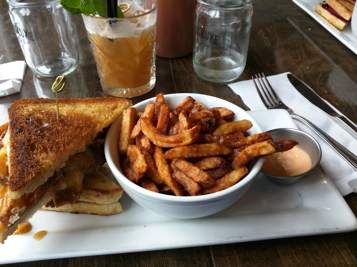 Grilled Cheese Poutine