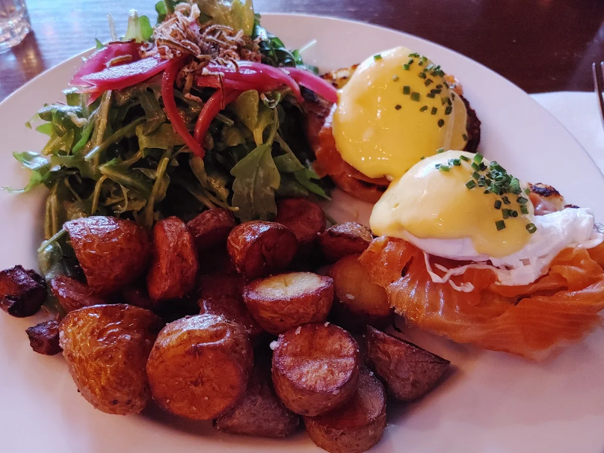 Eggs Benedict