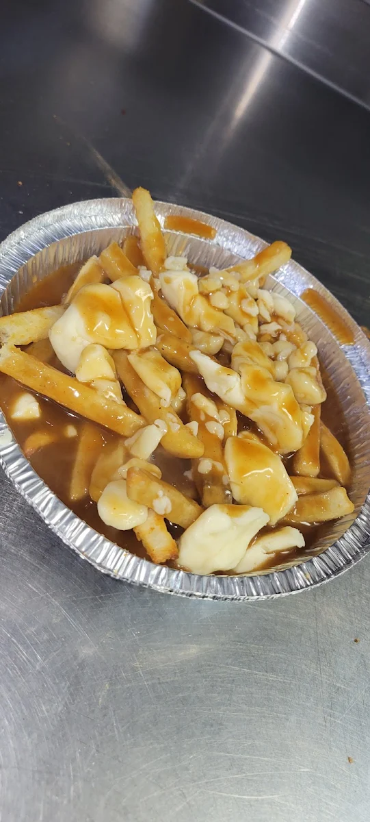 Poutine Classique Classic Poutine