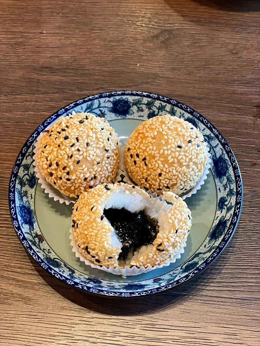 Black Sesame Balls
