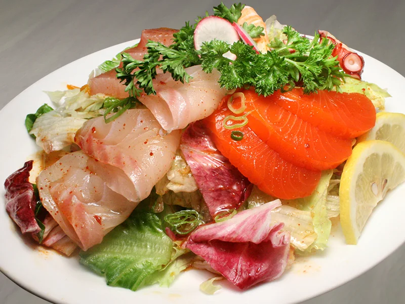 Sashimi Salad