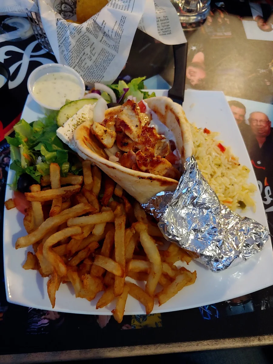 Chicken Souvlaki Platter