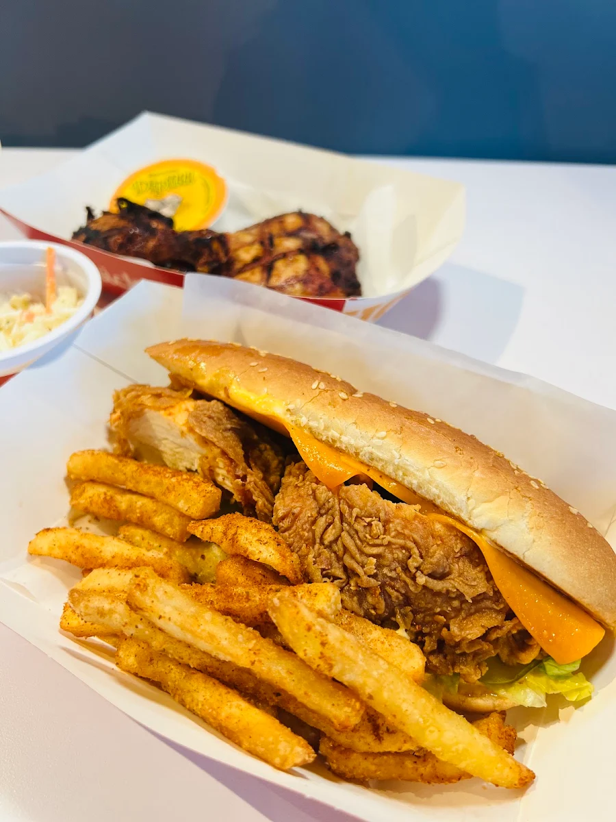 CQ Nashville the Og Heat Sandwich Combo Include Fries & Drink