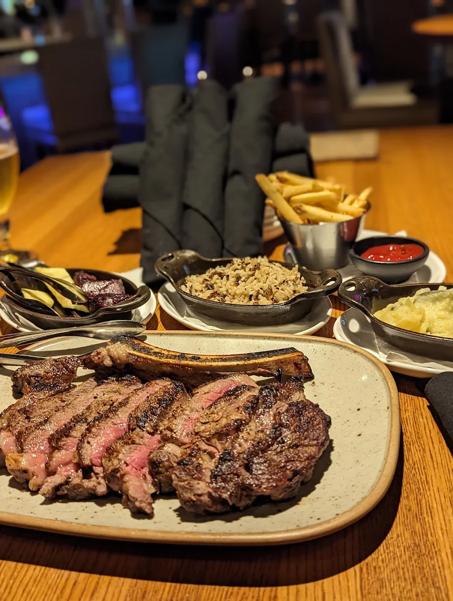 Bone-In Rib Eye 28oz