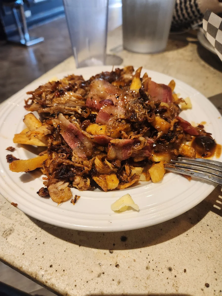 Pulled Pork Poutine with Bacon