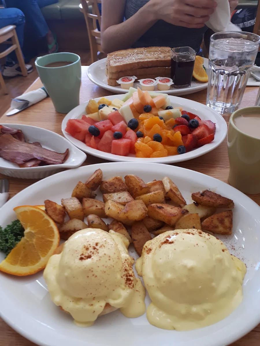 Eggs Benedict and a Fruit Plate