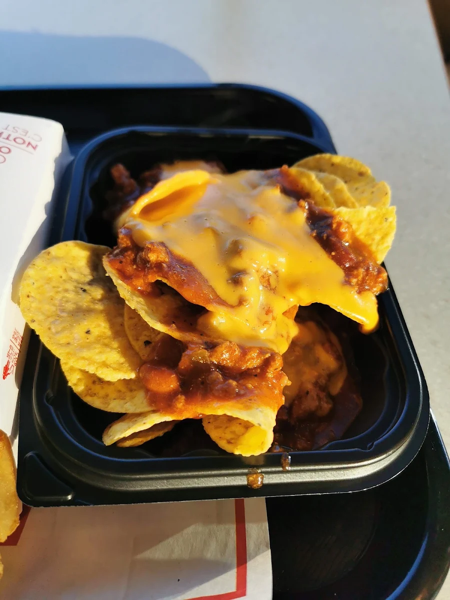 Chili Cheese Nachos Cals 380