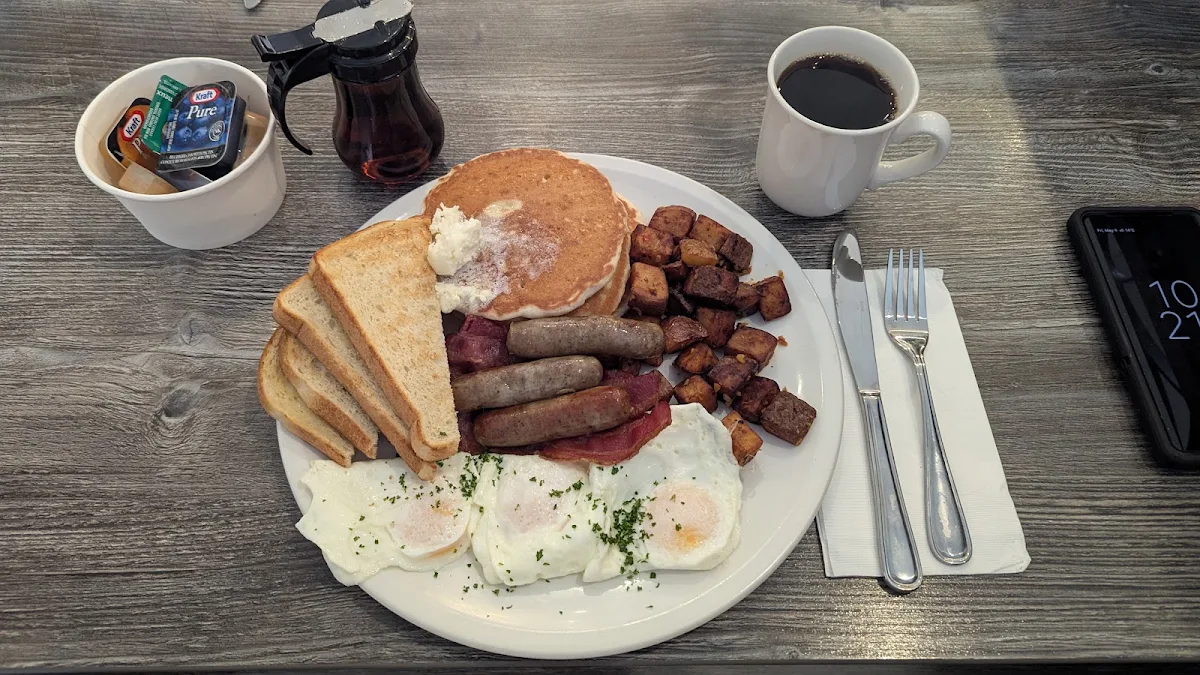Waffle Big Breakfast