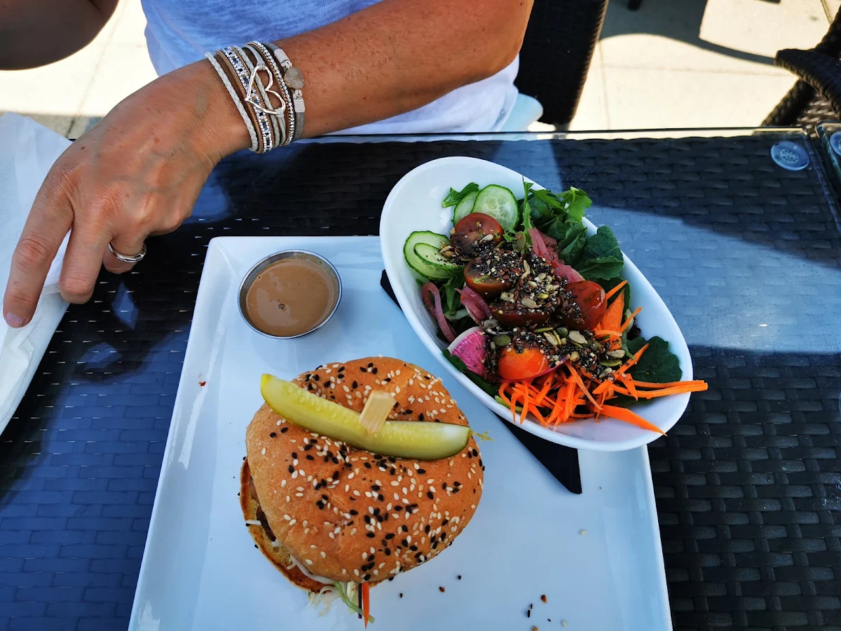 Island Farmhouse Chicken Burger