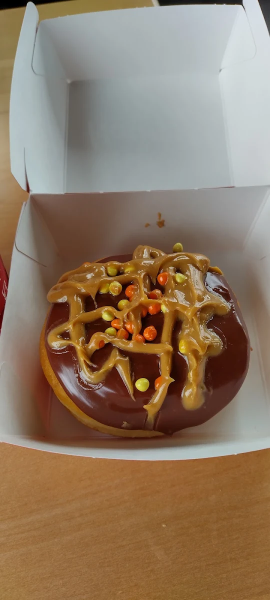 Peanut Butter Cup Doughnut