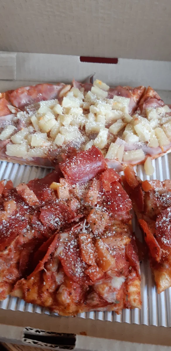 Hawaiian Pizza & Godfather Pizza