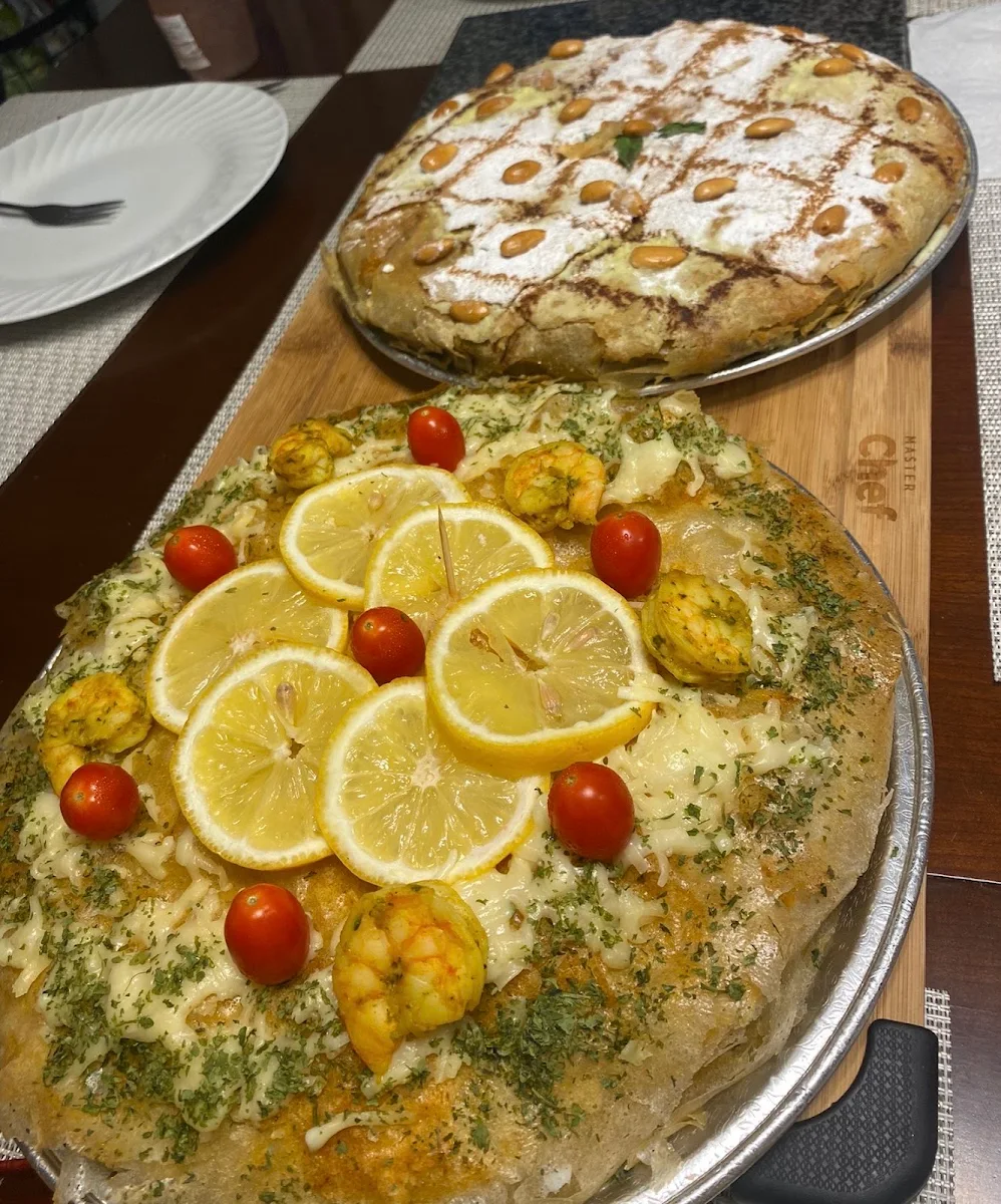 Pastilla Aux Fruits de Mer
