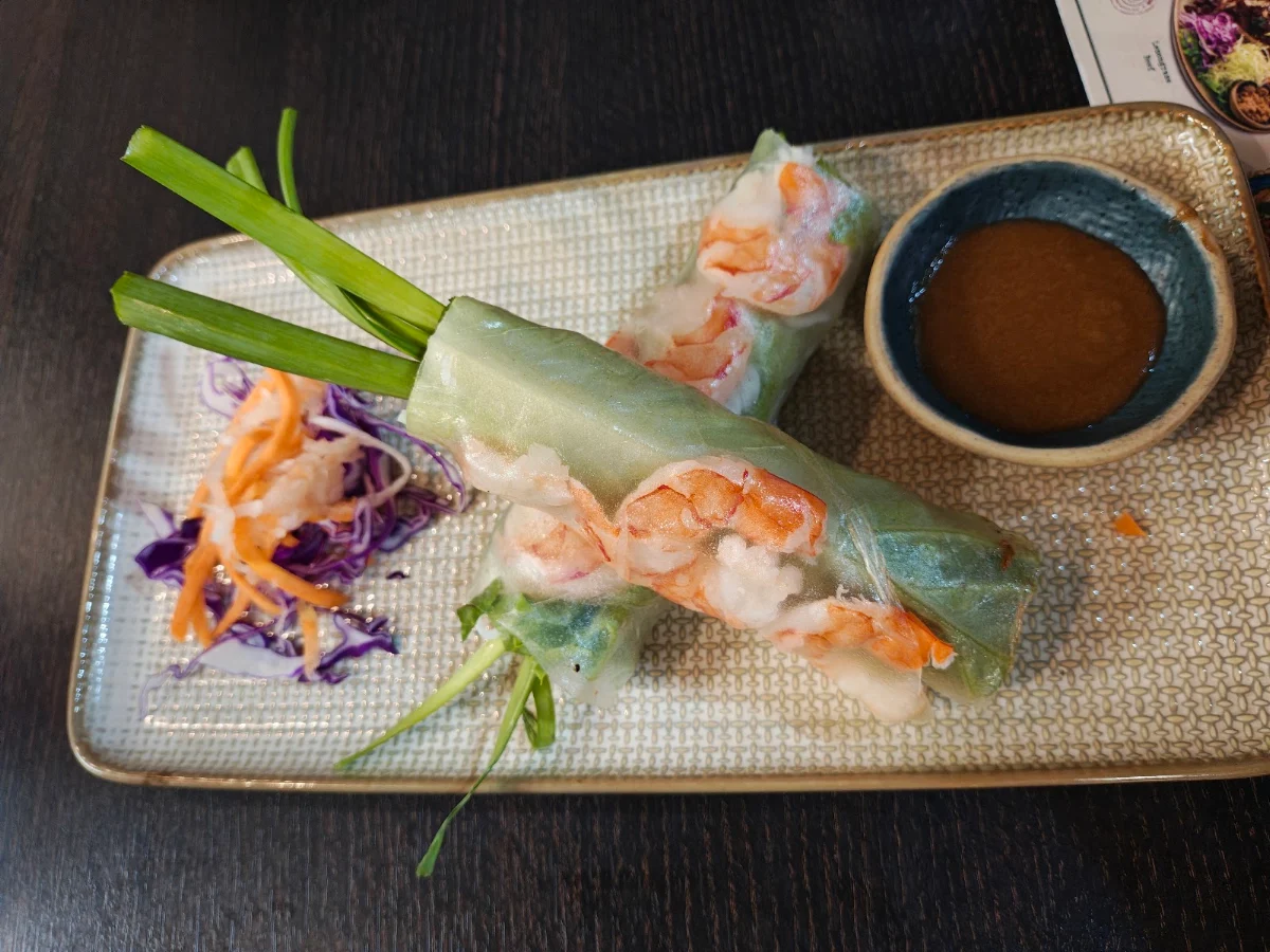 Fresh Shrimp Rolls