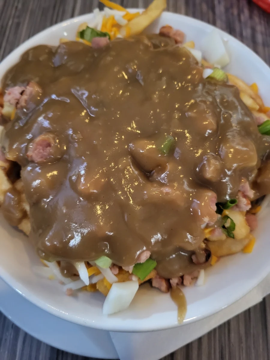 Butter Chicken Poutine